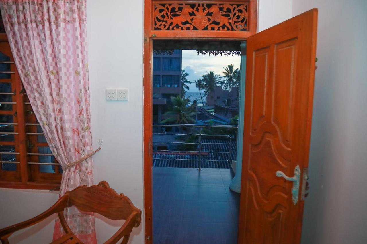 Hasaranga Holiday House Хикадува Екстериор снимка